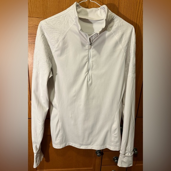 lululemon athletica Tops - Long sleeved 1/4 zip ladies Lululemon top